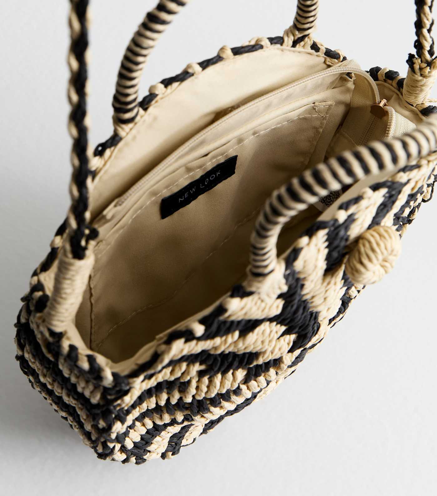 Black Woven - Image 3