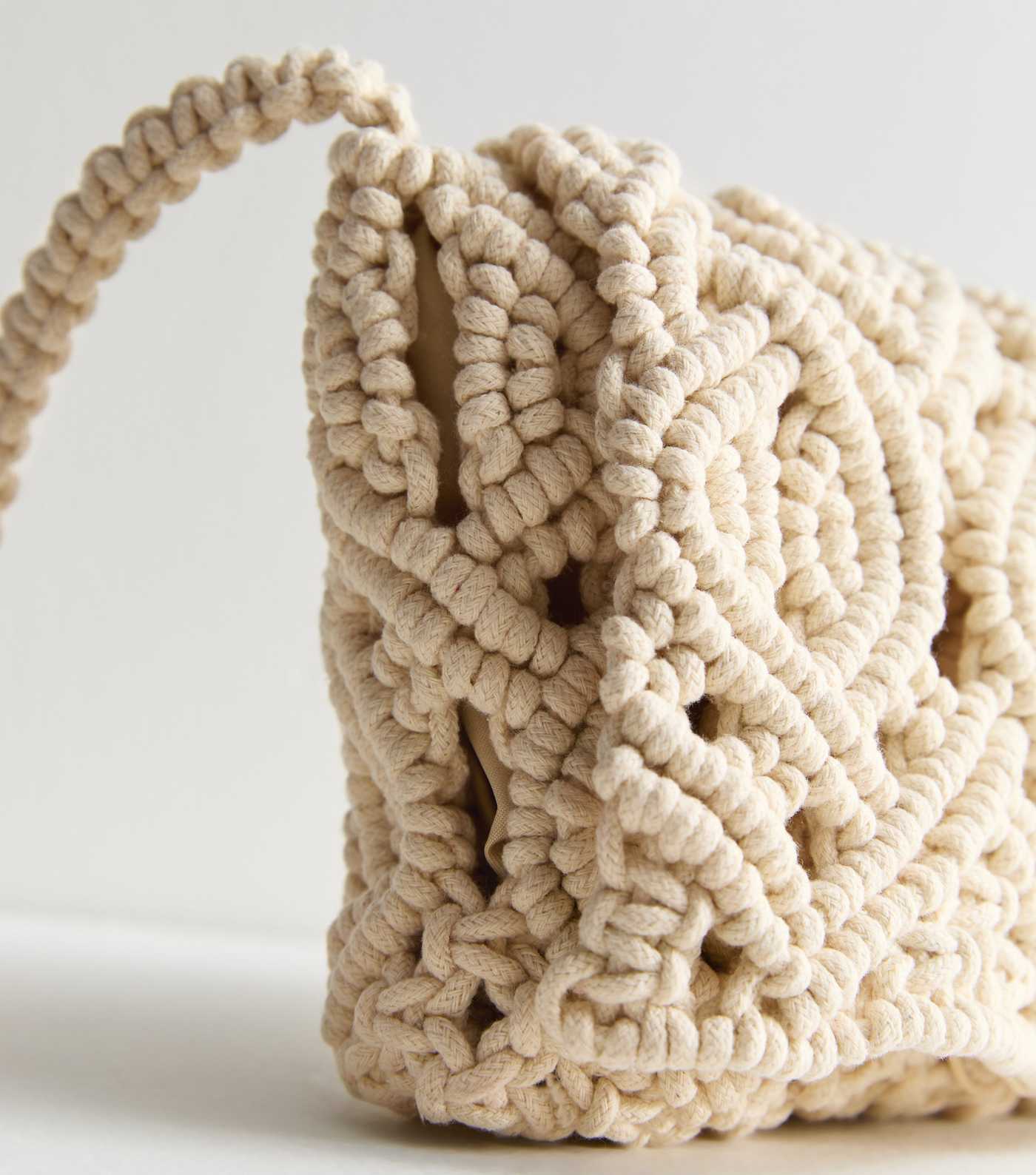 Circle Handle - Image 2